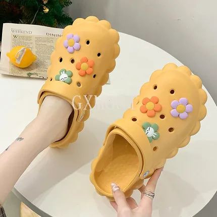 2021 женская обувь, босоножки из крокодиловой кожи, пляжные шлепанцы, уличные сандалии, летняя садовая обувь, шлепанцы на плоской подошве
2021 женская обувь, босоножки из крокодиловой кожи, пляжные шлепанцы, уличные сандалии, летняя садовая обувь, шлепанцы на плоской подошве