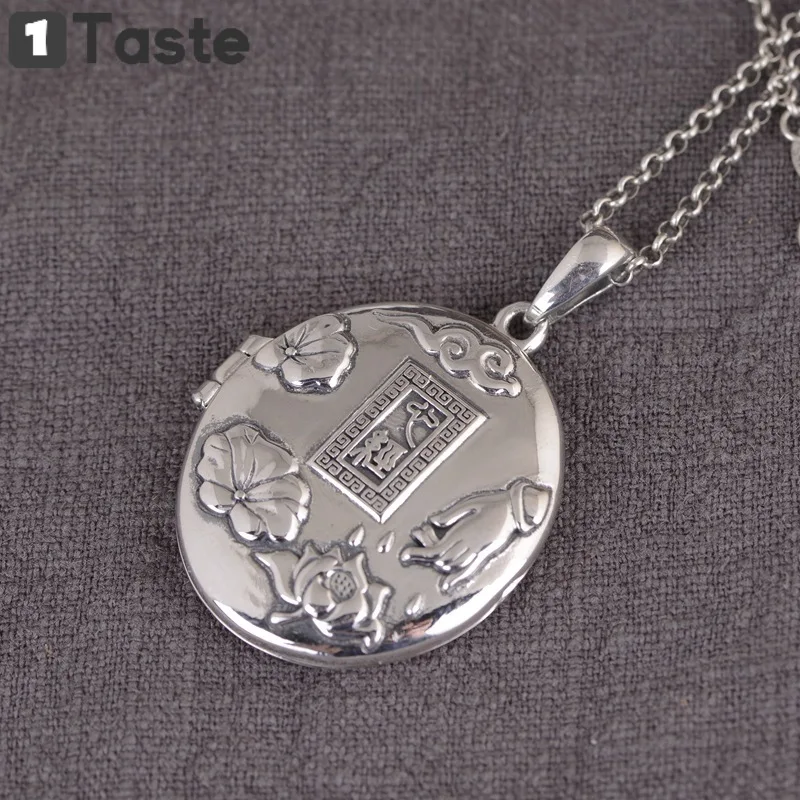ONE TASTE Buddha Locket S925 Silver Lotus Heart Sutra Women's Pendant Six Character Mantra Openable Pendant Without Chain
ONE TASTE Buddha Locket S925 Silver Lotus Heart Sutra Women's Pendant Six Character Mantra Openable Pendant Without Chain