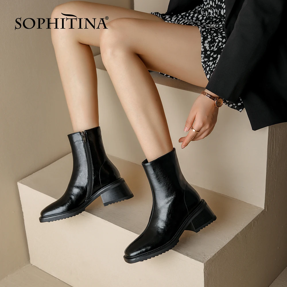 Женские ботильоны на платформе SOPHITINA, повседневные кожаные ботинки с квадратным носком, теплая зимняя обувь из овечьей шерсти на массивном ...
Женские ботильоны на платформе SOPHITINA, повседневные кожаные ботинки с квадратным носком, теплая зимняя обувь из овечьей шерсти на массивном ...