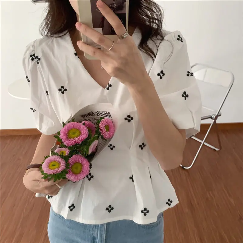 New Womens Blouse Summer Tops Femme Spring Women Shirt White Long Sleeve Cotton Girls Women Blouse Plus Size Blusas Solid Loose
New Womens Blouse Summer Tops Femme Spring Women Shirt White Long Sleeve Cotton Girls Women Blouse Plus Size Blusas Solid Loose