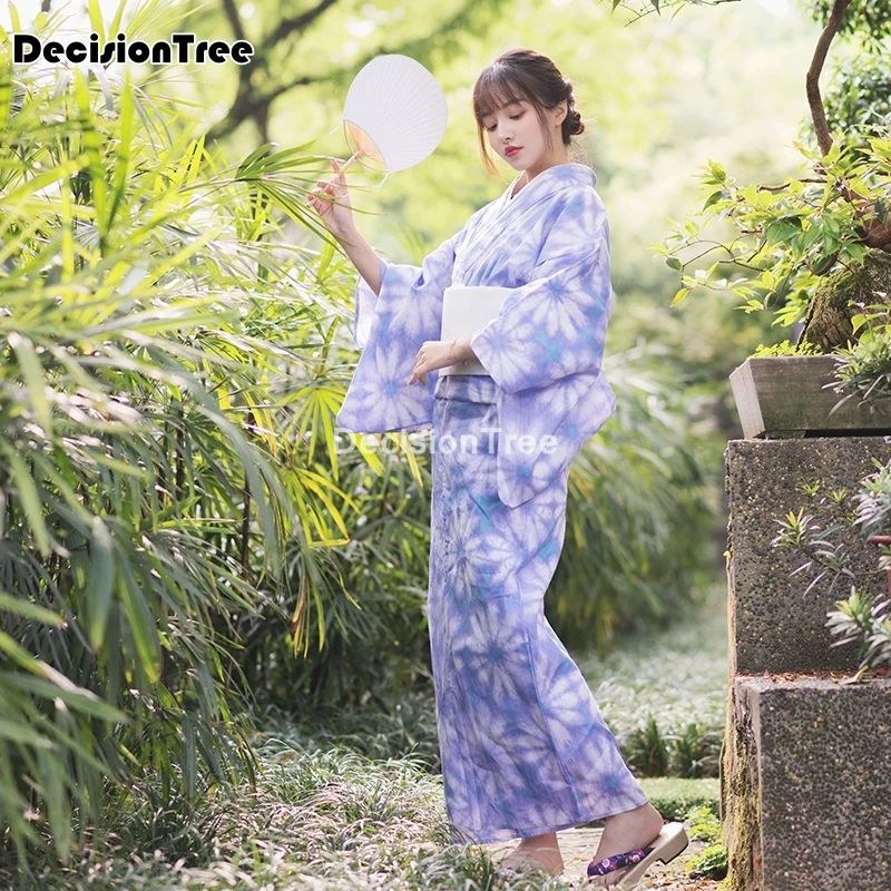 2022 evening dress japanese women tradition yukata kimono vintage cosplay costume vintage printing daily geisha kimono robe
2022 evening dress japanese women tradition yukata kimono vintage cosplay costume vintage printing daily geisha kimono robe