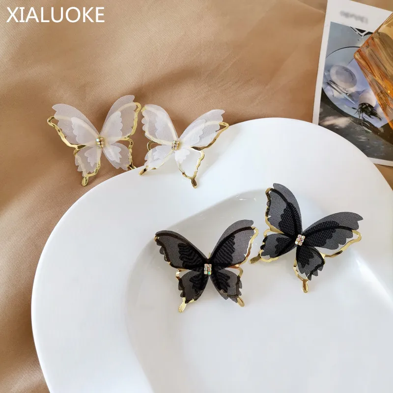 XIALUOKE S925 Needle Cute Romantic Butterfly Crystal Yarn Fairy Stud Earrings For Women Trendy Lovely French Ear Jewelry 2021
XIALUOKE S925 Needle Cute Romantic Butterfly Crystal Yarn Fairy Stud Earrings For Women Trendy Lovely French Ear Jewelry 2021