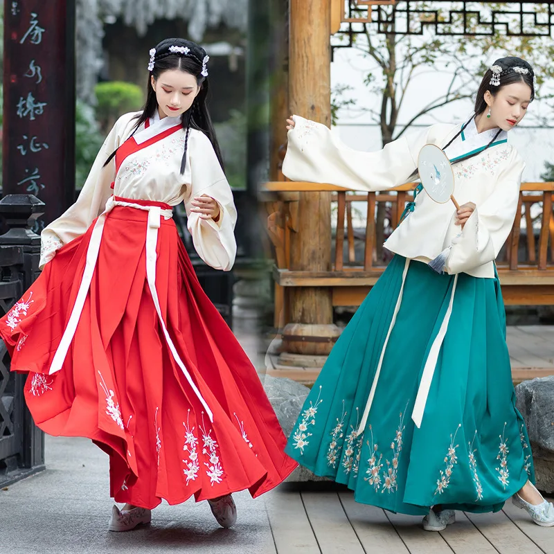 style Hanfu suit women Pipa sleeve horse face skirt ancient heavy industry embroidery double color performance skirt
style Hanfu suit women Pipa sleeve horse face skirt ancient heavy industry embroidery double color performance skirt