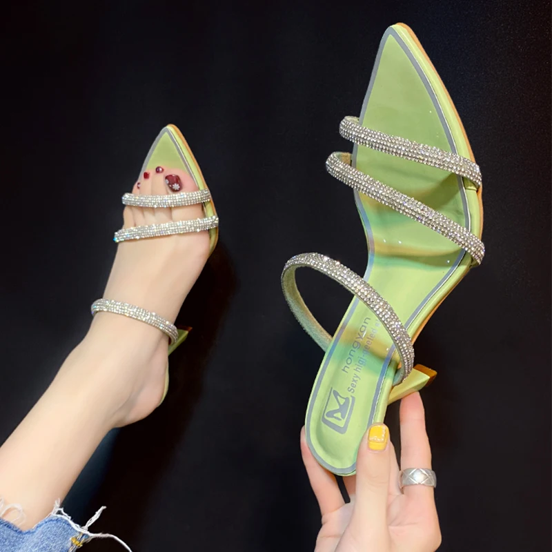 Pointshoes Women Slippers High Heels Pumps New Summer Flip Flops Female Dress Shoes Bright Diamond Fine with ROMAN SANDALS
Pointshoes Women Slippers High Heels Pumps New Summer Flip Flops Female Dress Shoes Bright Diamond Fine with ROMAN SANDALS