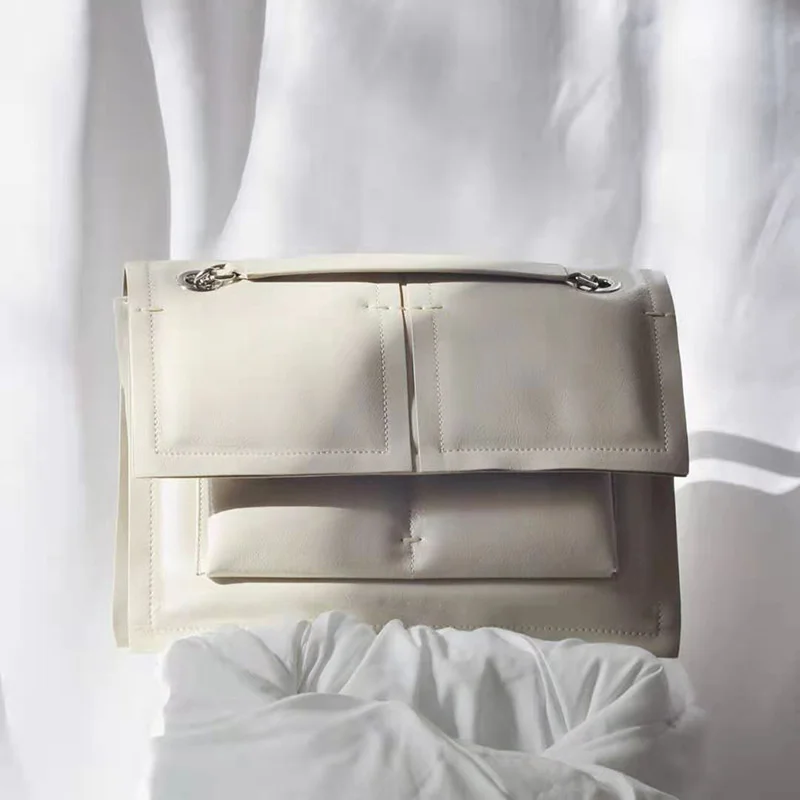 2021 women's bag new fashion tote bag armpit bag women's bag advanced sense white chain yes shoulder bag large capacity
2021 women's bag new fashion tote bag armpit bag women's bag advanced sense white chain yes shoulder bag large capacity