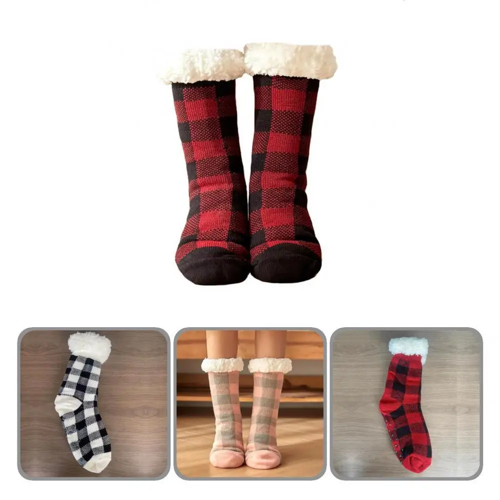 Universal 1 Pair Beautiful Plaid Print Soft Floor Socks Fleece Lined Indoor Socks High Elastic for Fall Winter 
Universal 1 Pair Beautiful Plaid Print Soft Floor Socks Fleece Lined Indoor Socks High Elastic for Fall Winter