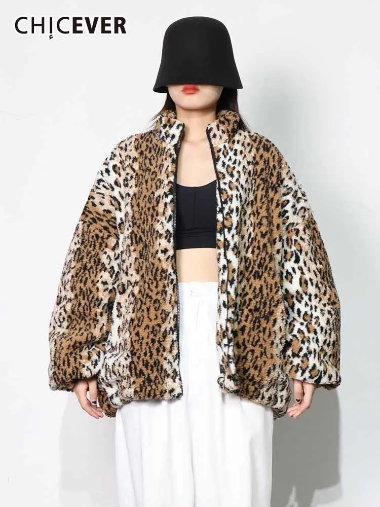 CHICEVER Casual Leopard Jacket For Women Stand Collar Korean Long Sleeve Zipper Loose Coat Female Fashion Clothing Autumn 2021
CHICEVER Casual Leopard Jacket For Women Stand Collar Korean Long Sleeve Zipper Loose Coat Female Fashion Clothing Autumn 2021