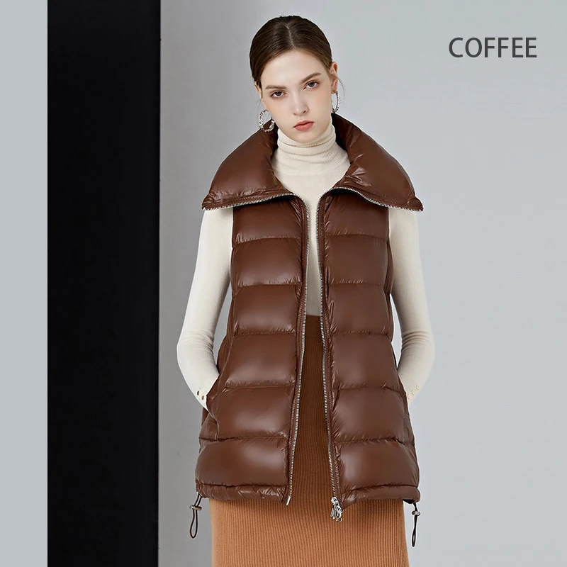 In The Winter of 2020 The New Zipper Medium Length Vest with Multi-Color Lapels Will Be Thickened with Warm White Duck Down
In The Winter of 2020 The New Zipper Medium Length Vest with Multi-Color Lapels Will Be Thickened with Warm White Duck Down