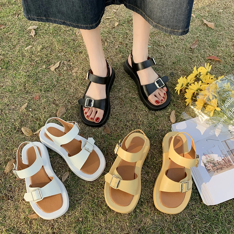 Beach Sandal Woman Luxury Buckle Strap Clogs With Heel Female Shoe 2021 Summer Thick Wedge Comfort Girls New Fashion Beige Low S
Beach Sandal Woman Luxury Buckle Strap Clogs With Heel Female Shoe 2021 Summer Thick Wedge Comfort Girls New Fashion Beige Low S