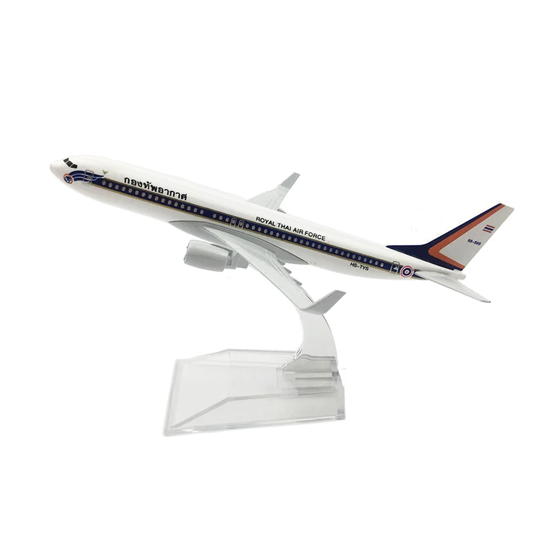 Дешевые игрушки Масштаб 1/400 самолет Боинг 737 Королевский тайский ВВС 16 см модель