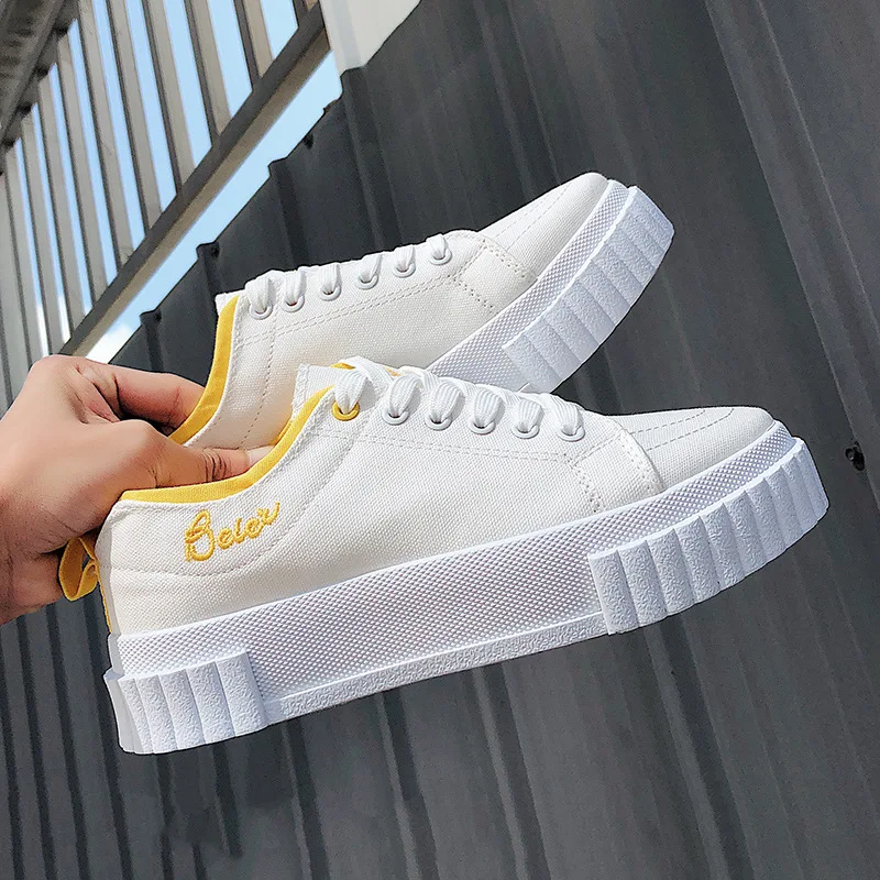 Popular Men Casual Sneakers Shallow Low Canvas Shoes Comfortable Male Flats white Black Sneakers Mens Breathable Cloth shoes New
Popular Men Casual Sneakers Shallow Low Canvas Shoes Comfortable Male Flats white Black Sneakers Mens Breathable Cloth shoes New