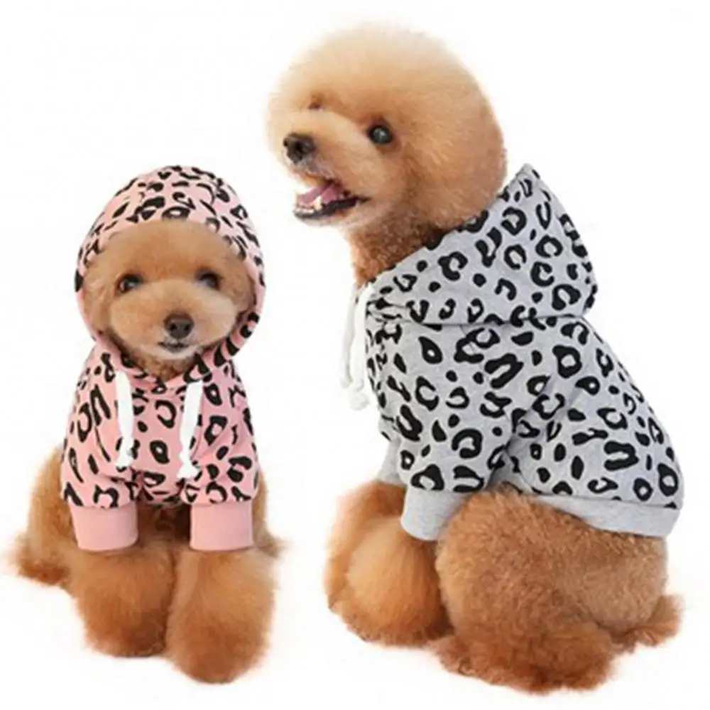 Зимняя мягкая толстовка с капюшоном для собак и щенков с леопардовым принтом
Зимняя мягкая толстовка с капюшоном для собак и щенков с леопардовым принтом