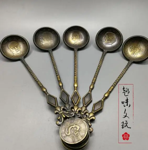 Rare antiques Crafts sculpture collection silver spoon brass ornaments Cupronickel random delivery
Rare antiques Crafts sculpture collection silver spoon brass ornaments Cupronickel random delivery
