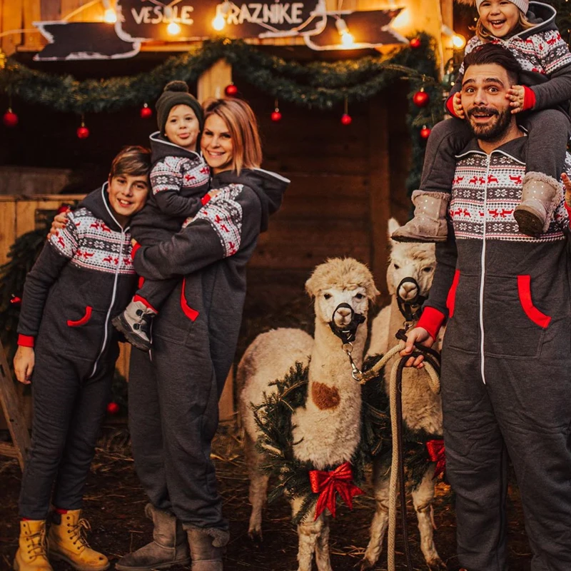 Christmas Family Adult Kids Matching Christmas Pajamas Set Hooded Reindeer Print Jumpsuit Fashion Casual Suit Nightwear Gifts
Christmas Family Adult Kids Matching Christmas Pajamas Set Hooded Reindeer Print Jumpsuit Fashion Casual Suit Nightwear Gifts