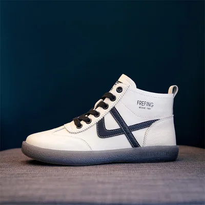 head women's white shoes Small layer cowhide women's shoes autumn high-top Korean version of Baitai Harajuku shoes walking shoes
head women's white shoes Small layer cowhide women's shoes autumn high-top Korean version of Baitai Harajuku shoes walking shoes