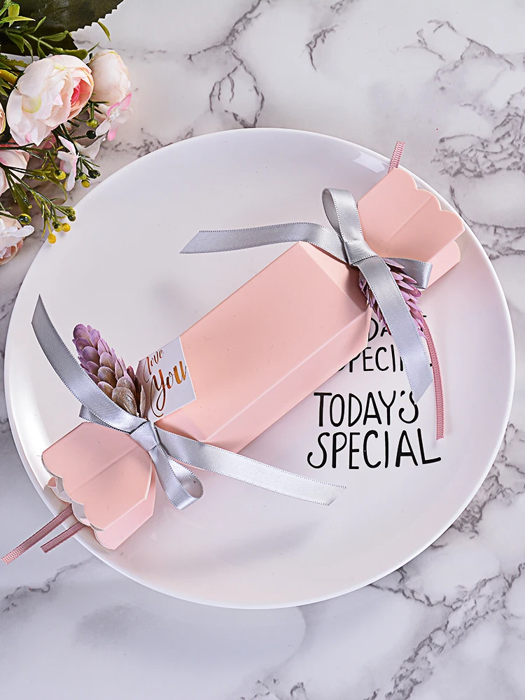 Pink wedding candy box creative double head candy box wedding gift box Wedding Baby Shower Birthday Guests Favors Party Supplies
Pink wedding candy box creative double head candy box wedding gift box Wedding Baby Shower Birthday Guests Favors Party Supplies