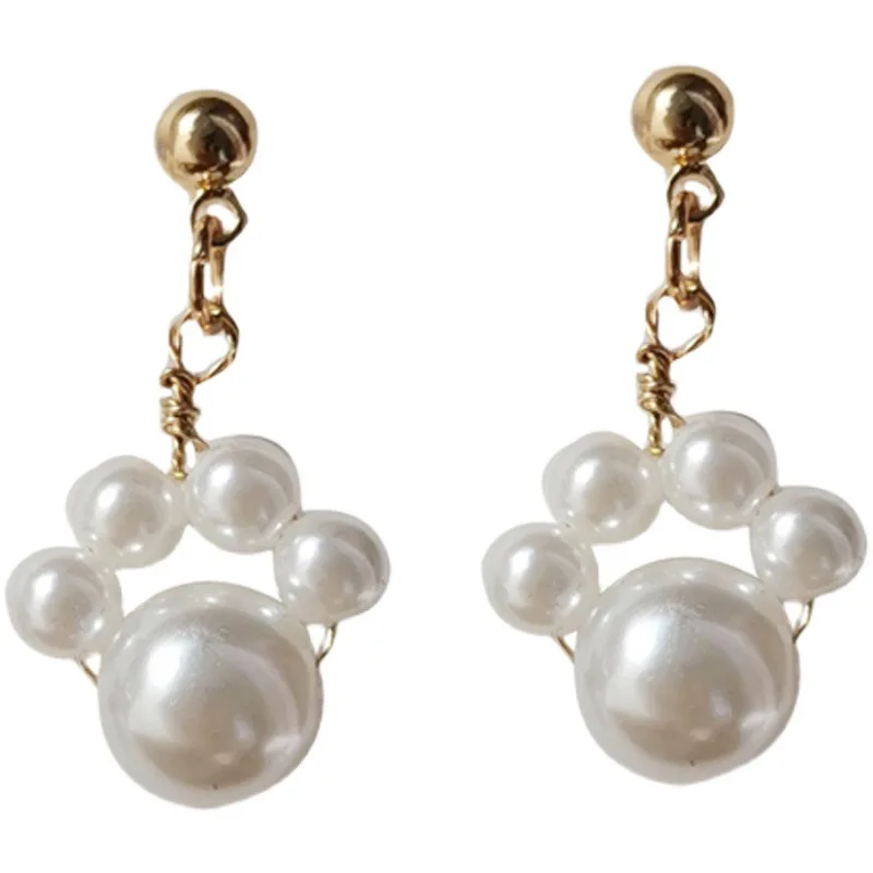 CH-403 S925 silver needle creative cute cat claw earrings pearl earrings simple and small girl ear clip earrings
CH-403 S925 silver needle creative cute cat claw earrings pearl earrings simple and small girl ear clip earrings