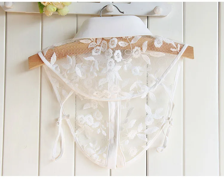 Embroidery Cotton Fake Collars for Women Removalbe False Collar Blouse Rhinestone Clothes Female Detachable Neckwear
Embroidery Cotton Fake Collars for Women Removalbe False Collar Blouse Rhinestone Clothes Female Detachable Neckwear