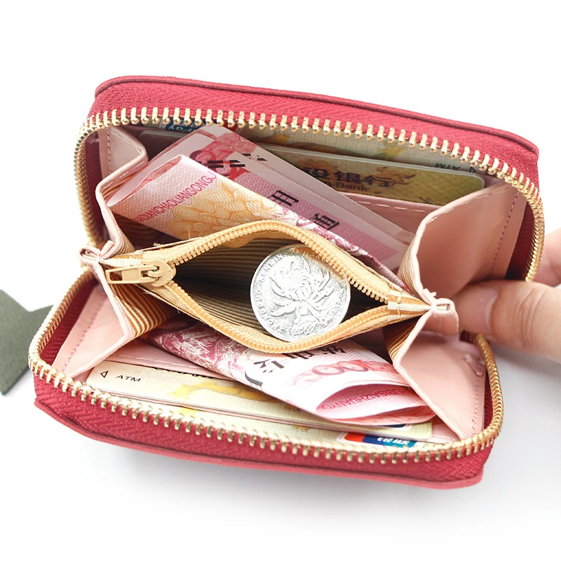 New Women PU Leather Purses Female Short Clutch Wallets Woman High Quality Cute Wallet Ladies Small Money Bag Coin Card Holders
New Women PU Leather Purses Female Short Clutch Wallets Woman High Quality Cute Wallet Ladies Small Money Bag Coin Card Holders