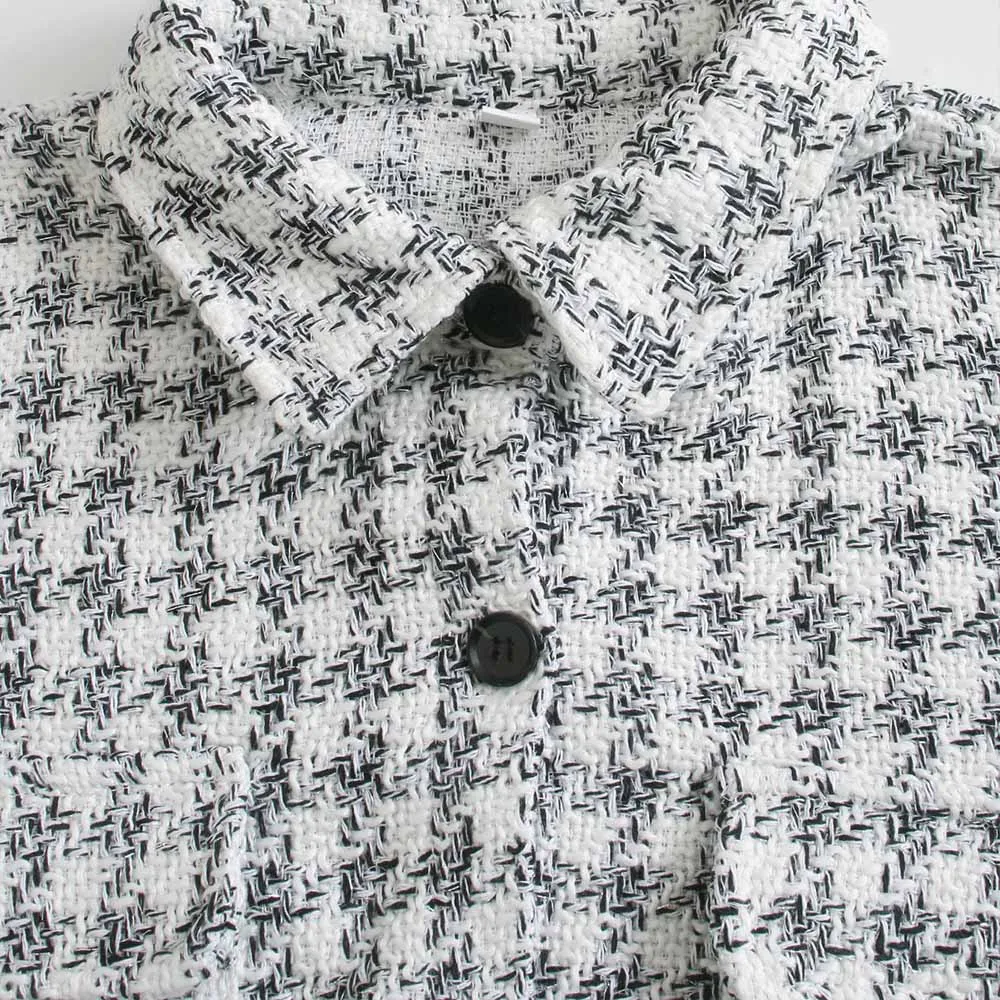 ZREDARA women's wear European and American style loose casual lattice texture shirt style spring and autumn jacket coat blazer 
ZREDARA women's wear European and American style loose casual lattice texture shirt style spring and autumn jacket coat blazer