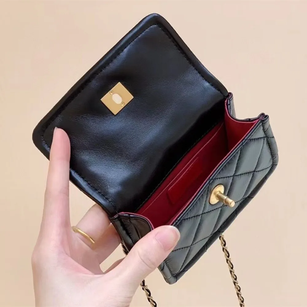Handmade Designer Bags Famous Brand Women 2020 Luxury Handbags Woman Genuine Leather Runway Female Europe Top Quality 178
Handmade Designer Bags Famous Brand Women 2020 Luxury Handbags Woman Genuine Leather Runway Female Europe Top Quality 178