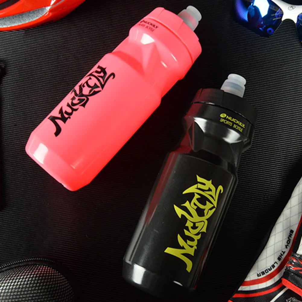 New Cycling Water Bottle 610ml Sports Outdoor Water Cup MTB Road Bike Bicycle Bottle Portable Kettle Mountain Bike Drinkware
New Cycling Water Bottle 610ml Sports Outdoor Water Cup MTB Road Bike Bicycle Bottle Portable Kettle Mountain Bike Drinkware