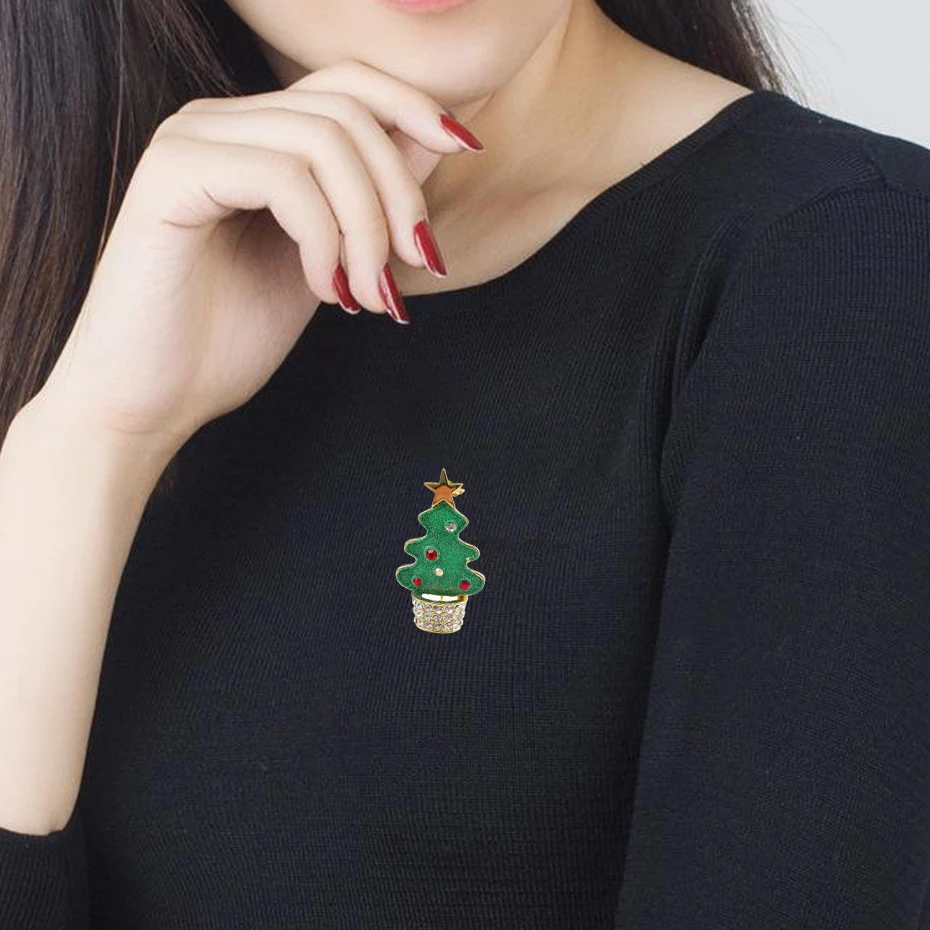 2019 European Christmas Brooches Imported Glaze Enamel Breastpin Christmas Tree Cartoon Mouse Women Gift Jewelry Sweater Brooch
2019 European Christmas Brooches Imported Glaze Enamel Breastpin Christmas Tree Cartoon Mouse Women Gift Jewelry Sweater Brooch