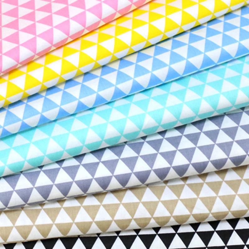 Cartoon Triangle Cotton Fabric Printed Cotton Twill Cloth For Kindergarten Quilt Cover Pillow Cushion Material 
Cartoon Triangle Cotton Fabric Printed Cotton Twill Cloth For Kindergarten Quilt Cover Pillow Cushion Material
