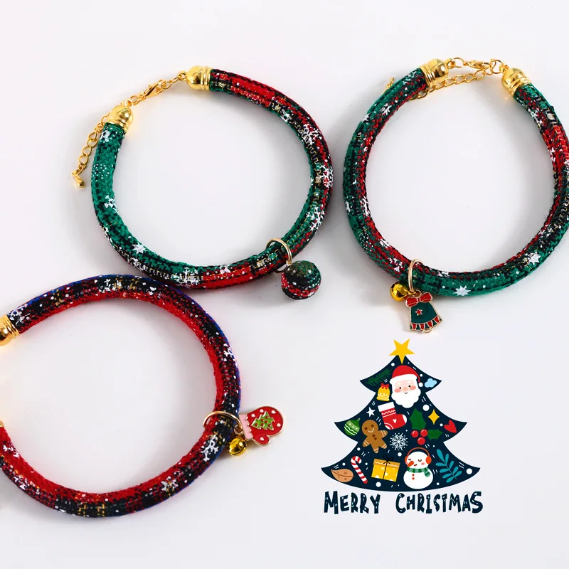 Christmas Pet Cat Collar, Length Can Be Adjusted, with Bells Puppy Cat Christmas Collar Gift Cat Collar with Bell
Christmas Pet Cat Collar, Length Can Be Adjusted, with Bells Puppy Cat Christmas Collar Gift Cat Collar with Bell