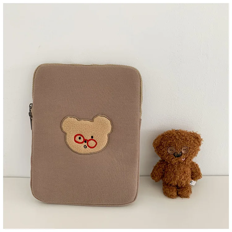 Korea Ins Ipad Laptop Case Bag Pro 9.7 10.8 11Inch Cute Cartoon Bear 11 13 15 Inch Tablet Protective Inner Sleeve Bag Pouch 2021
Korea Ins Ipad Laptop Case Bag Pro 9.7 10.8 11Inch Cute Cartoon Bear 11 13 15 Inch Tablet Protective Inner Sleeve Bag Pouch 2021