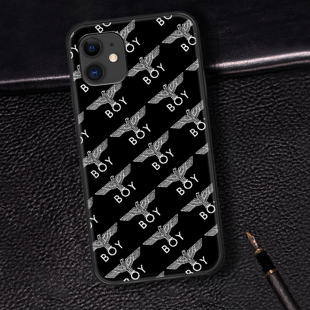 British London Fashion Brand Boy Phone Case For Iphone 5 5S SE 2020 6 6S 7 8 Plus 11 12 Mini X XS XR Pro Max black Cover Fashion
British London Fashion Brand Boy Phone Case For Iphone 5 5S SE 2020 6 6S 7 8 Plus 11 12 Mini X XS XR Pro Max black Cover Fashion