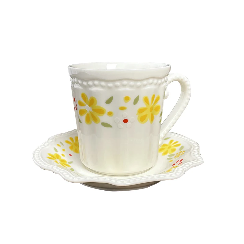 Vintage Luxury Coffee Cup Saucer Creative Camping Tea Mug Ceramic European Cups Dinner Utensil Kubek Household Products DF50BD
Vintage Luxury Coffee Cup Saucer Creative Camping Tea Mug Ceramic European Cups Dinner Utensil Kubek Household Products DF50BD