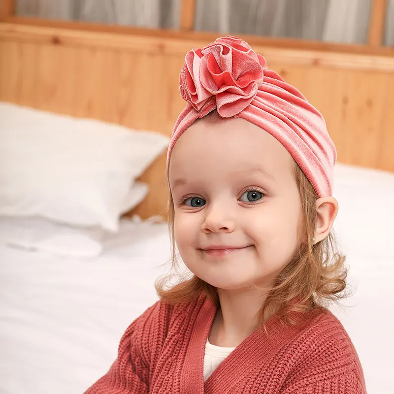Winter Headband Kids Baby Pleated Flower Velvet Knitted Beanies India Hat Gold Newborn Elastic Hairband Hair accessories Turban
Winter Headband Kids Baby Pleated Flower Velvet Knitted Beanies India Hat Gold Newborn Elastic Hairband Hair accessories Turban