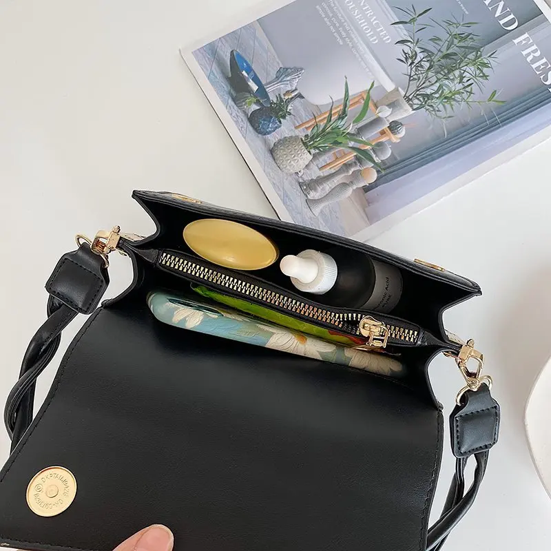 Fashion Letter Designer Small Square Bags For Women 2020 Luxury High Quality Soft Leather Messenger Shoulder Bag Ladies Handbags
Fashion Letter Designer Small Square Bags For Women 2020 Luxury High Quality Soft Leather Messenger Shoulder Bag Ladies Handbags