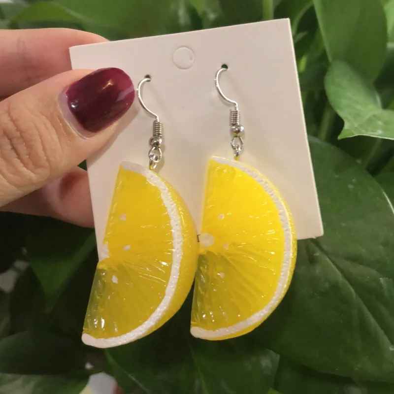 Christmas lemon earing for woemn 2020 trend Resin Long cute Unusual earrings Pendant Fashion Fruit Jewelry for Girls Gifts 
Christmas lemon earing for woemn 2020 trend Resin Long cute Unusual earrings Pendant Fashion Fruit Jewelry for Girls Gifts