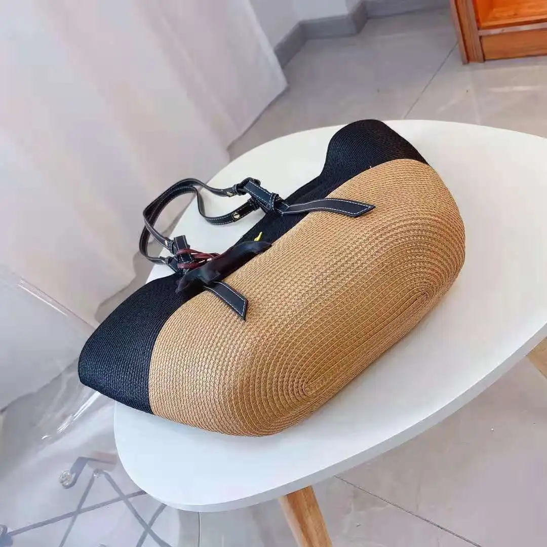 Brand designer fashion new wild simple woven ladies handbag shoulder bag beach bag shopping bag model catwalk the same paragraph
Brand designer fashion new wild simple woven ladies handbag shoulder bag beach bag shopping bag model catwalk the same paragraph