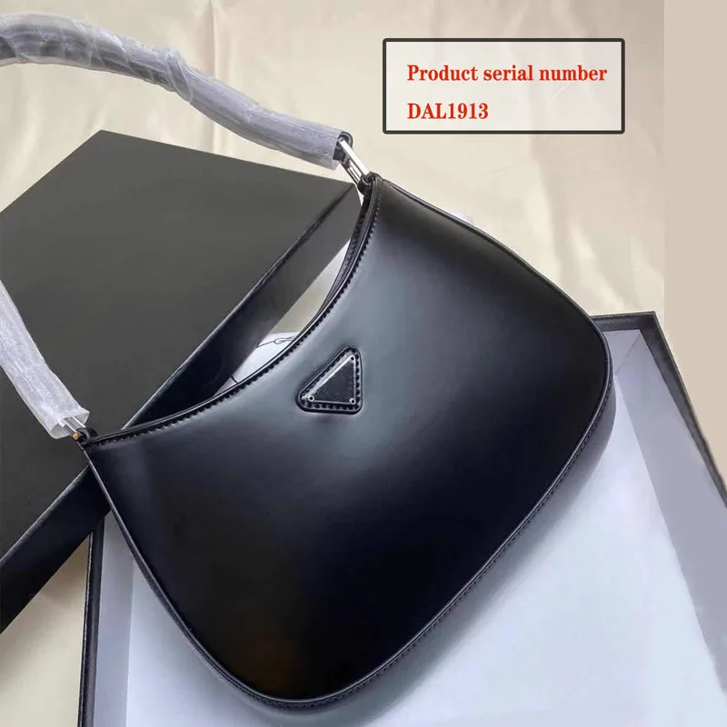 2021 newlady Cleo luxury brand bright leather one shoulder portable women's underarm bag
2021 newlady Cleo luxury brand bright leather one shoulder portable women's underarm bag