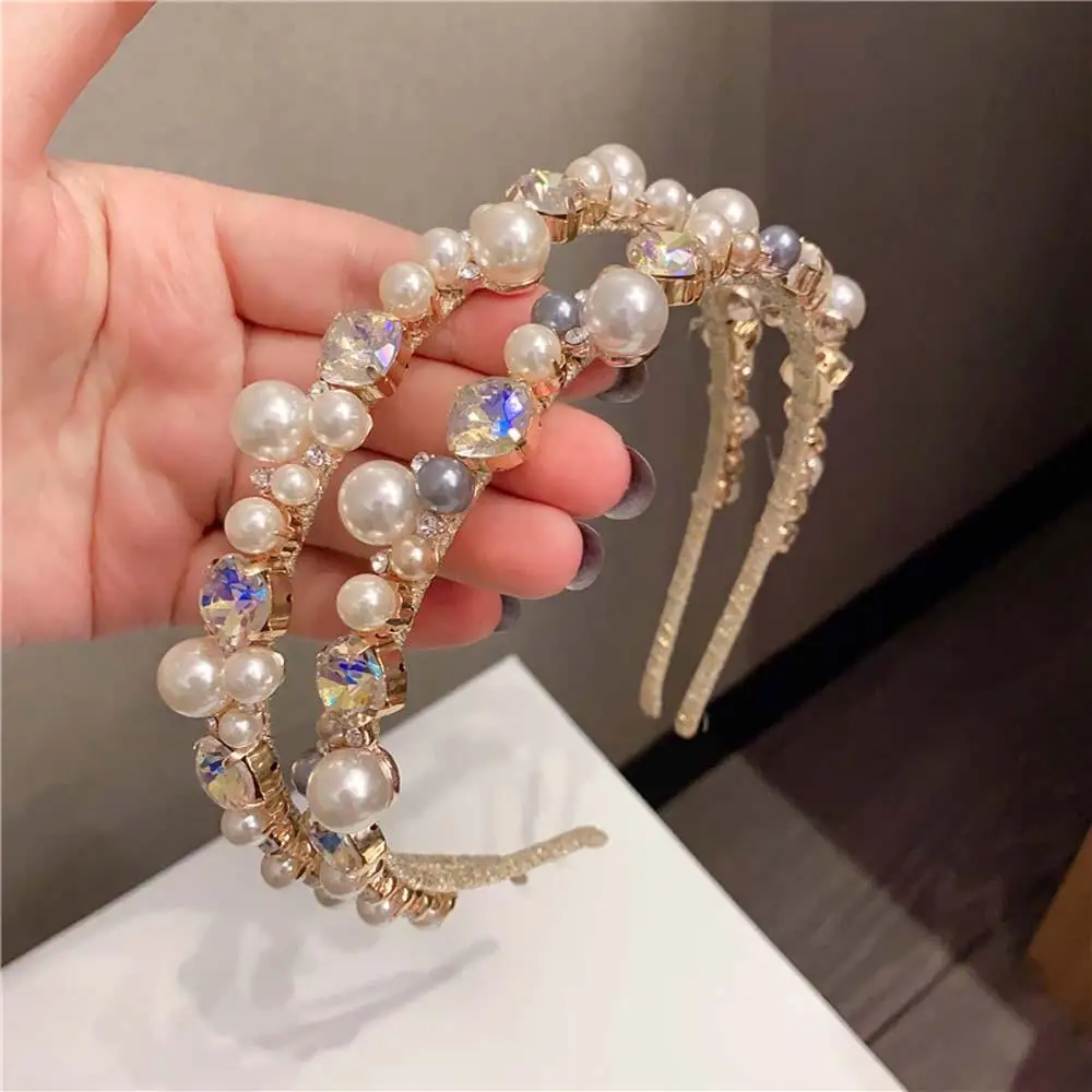 Sweet Temperament Hair Hoop Elegant Korean style Headwear Color brick Headband Pearl Hairband Crystal
Sweet Temperament Hair Hoop Elegant Korean style Headwear Color brick Headband Pearl Hairband Crystal