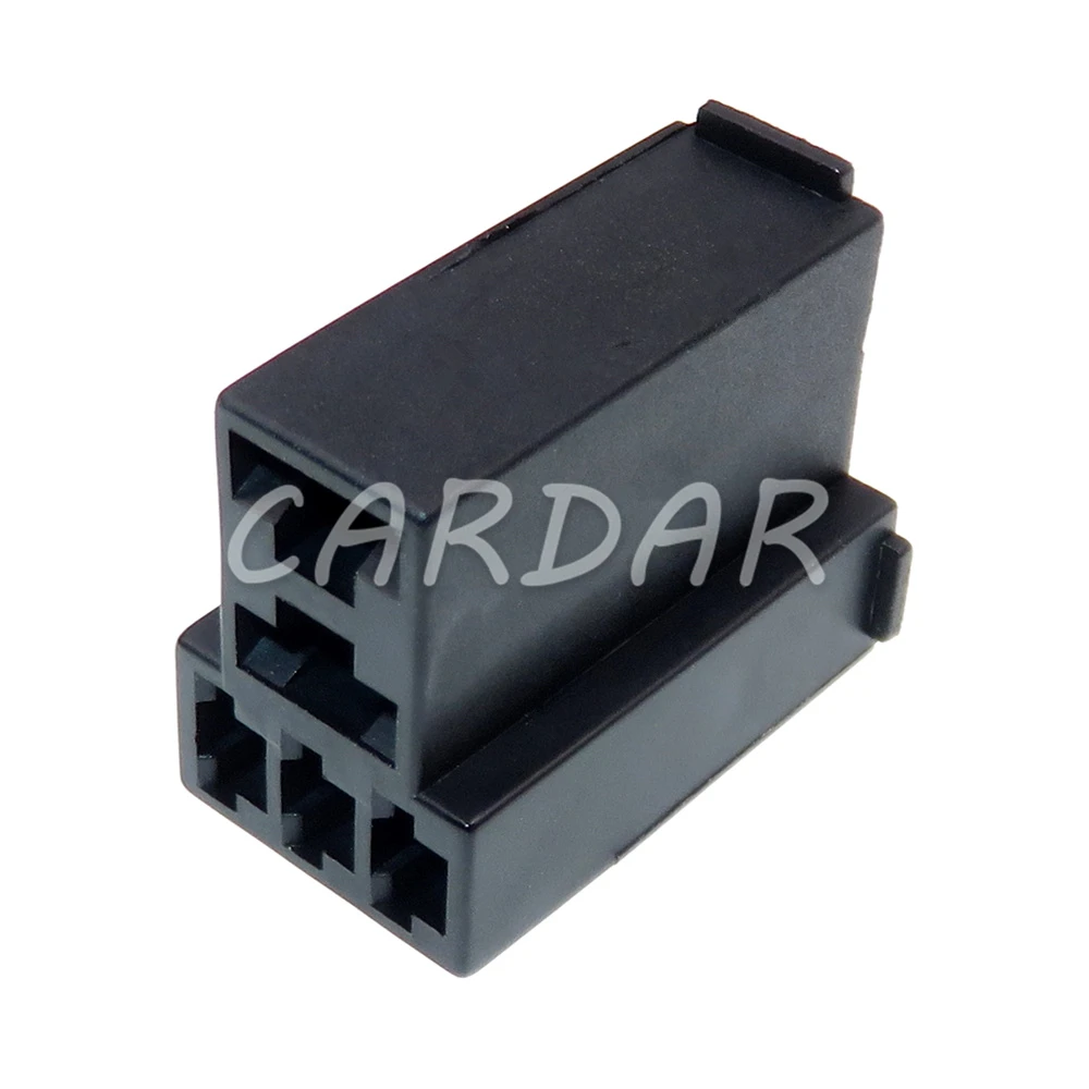 1 Set 5 Pin 368397-2 Automobile Wiring Terminal Plastic Housing Cable Socket 4.8 6.3 Series Large Current Composite Connector
1 Set 5 Pin 368397-2 Automobile Wiring Terminal Plastic Housing Cable Socket 4.8 6.3 Series Large Current Composite Connector