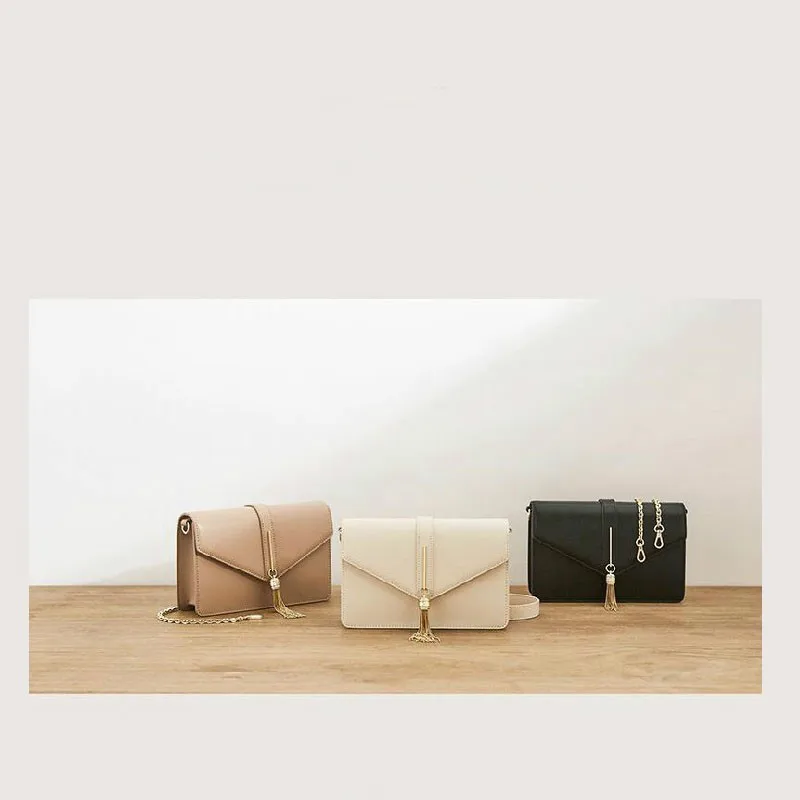 Tassels Bag Woman Package 2019 Single Shoulder Messenger Western Style Joker luxury handbags women Crossbody designer New Design
Tassels Bag Woman Package 2019 Single Shoulder Messenger Western Style Joker luxury handbags women Crossbody designer New Design