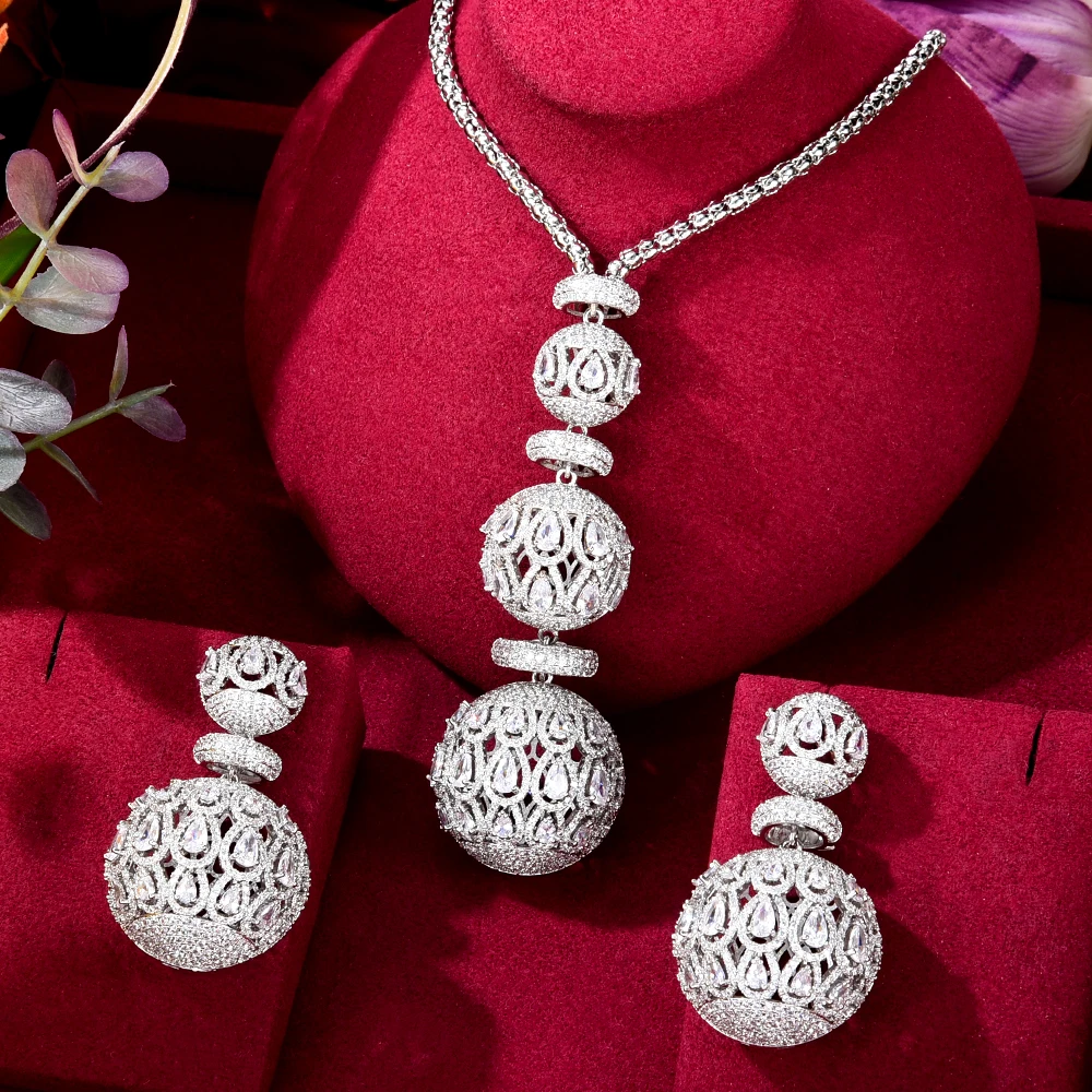 Siscathy 2Pcs/Set New Luxury Hollow Ball Inlay Zircon Jewelery Set Party Wedding Jewelry For Women Accessories Necklace Earrings
Siscathy 2Pcs/Set New Luxury Hollow Ball Inlay Zircon Jewelery Set Party Wedding Jewelry For Women Accessories Necklace Earrings