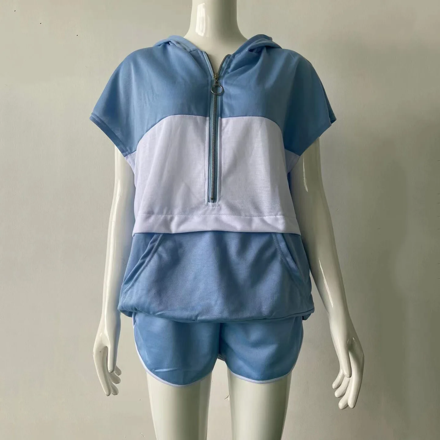 2021 Summer Patchwork Hoodies and Shorts Two Piece Set Women Casual Zipper T Shirt Tracksuit Sexy Tops Sets Womens Outfits
2021 Summer Patchwork Hoodies and Shorts Two Piece Set Women Casual Zipper T Shirt Tracksuit Sexy Tops Sets Womens Outfits