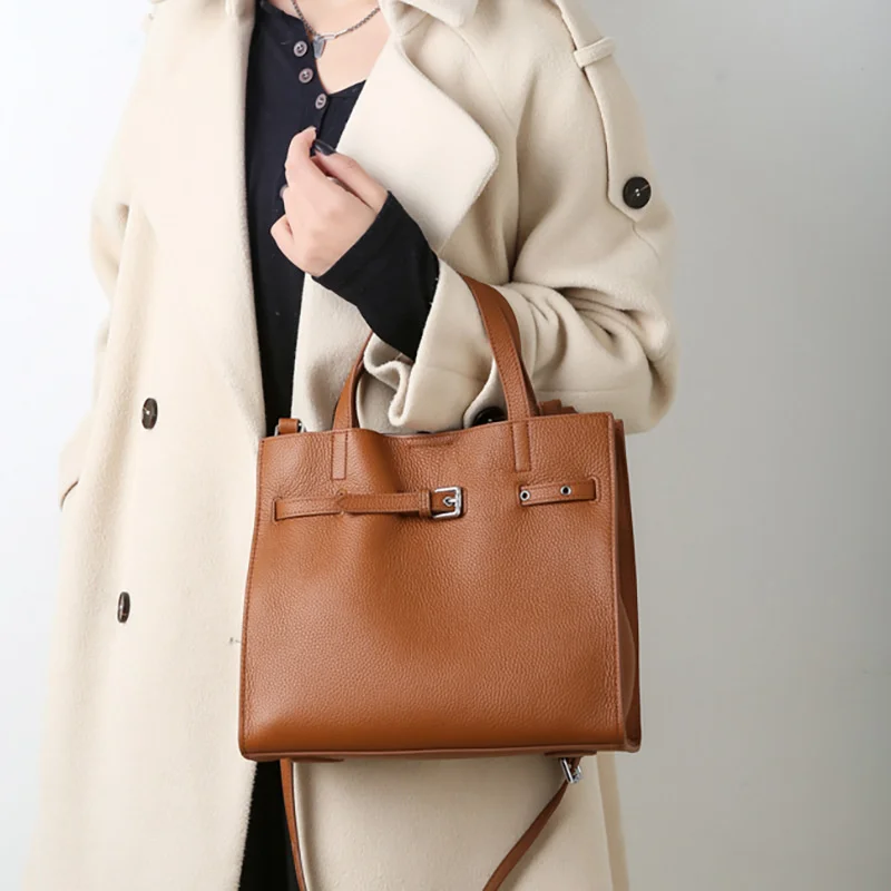 Head leather commuting bag big bag women's new soft cow leather bag leather handbag One Shoulder Messenger Bag
Head leather commuting bag big bag women's new soft cow leather bag leather handbag One Shoulder Messenger Bag