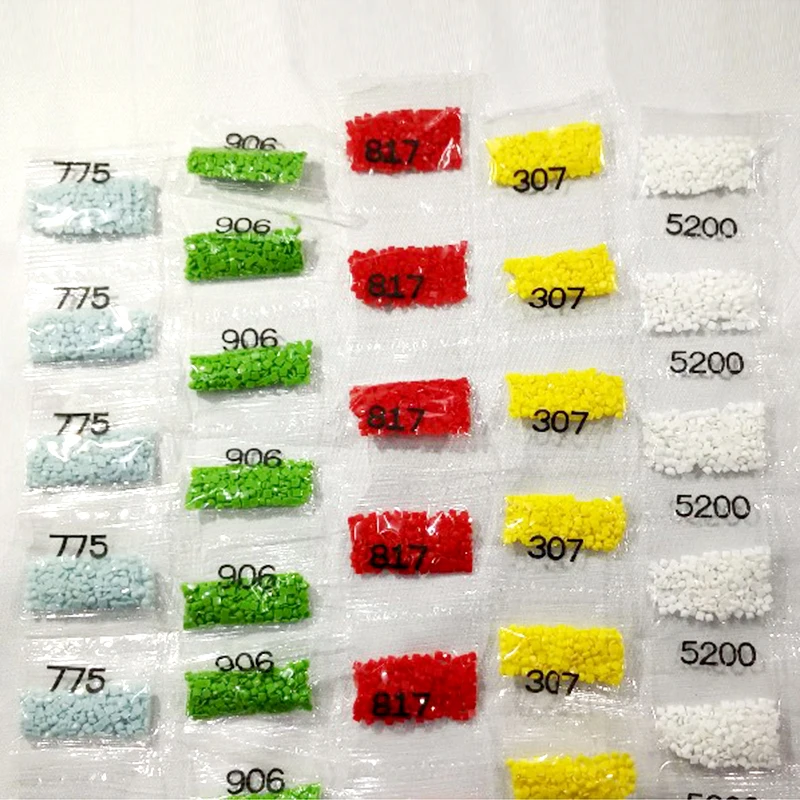 447 colors diamond Diamond Embroidery accessory Wholesale Square& round Resin Diamonds, 200-220 pcs/bag, 1.2-1.3 gram/bag,
447 colors diamond Diamond Embroidery accessory Wholesale Square& round Resin Diamonds, 200-220 pcs/bag, 1.2-1.3 gram/bag,