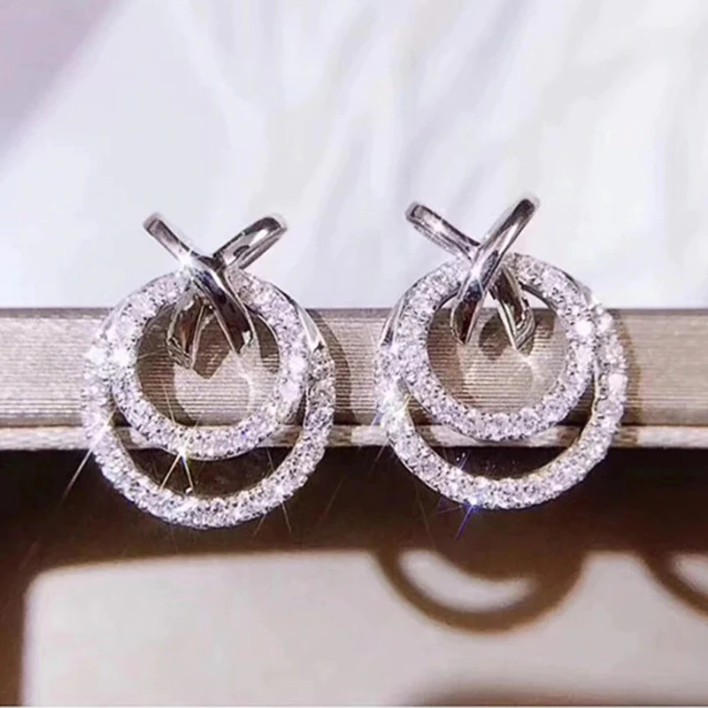 Huitan Circle Design Women's Stud Earrings Silver Color White Cubic Zirconia Fashion Delicate Female Ear Accessories for Party
Huitan Circle Design Women's Stud Earrings Silver Color White Cubic Zirconia Fashion Delicate Female Ear Accessories for Party