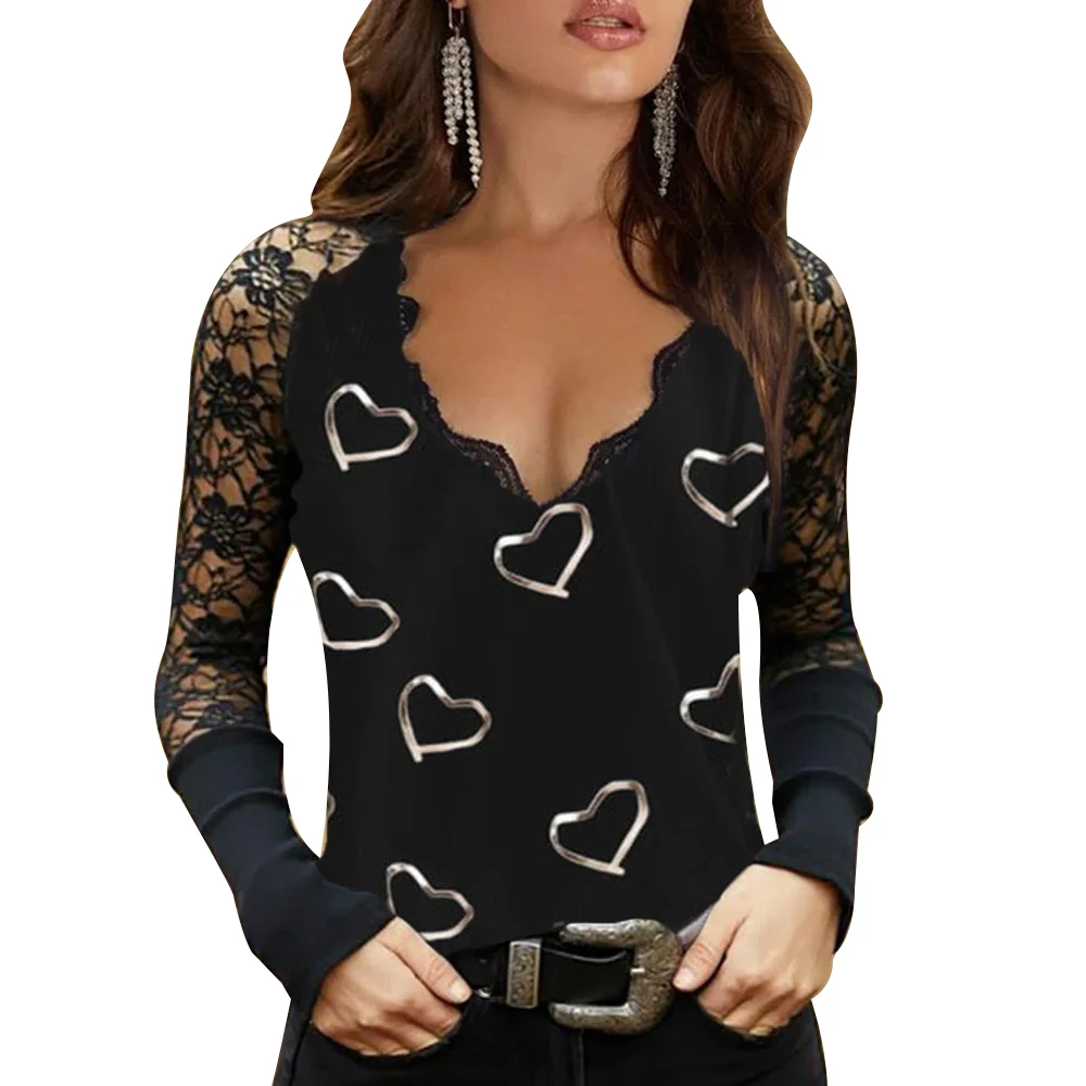 Женская Кружевная футболка с V-образным вырезом и принтом сердечек
Женская Кружевная футболка с V-образным вырезом и принтом сердечек