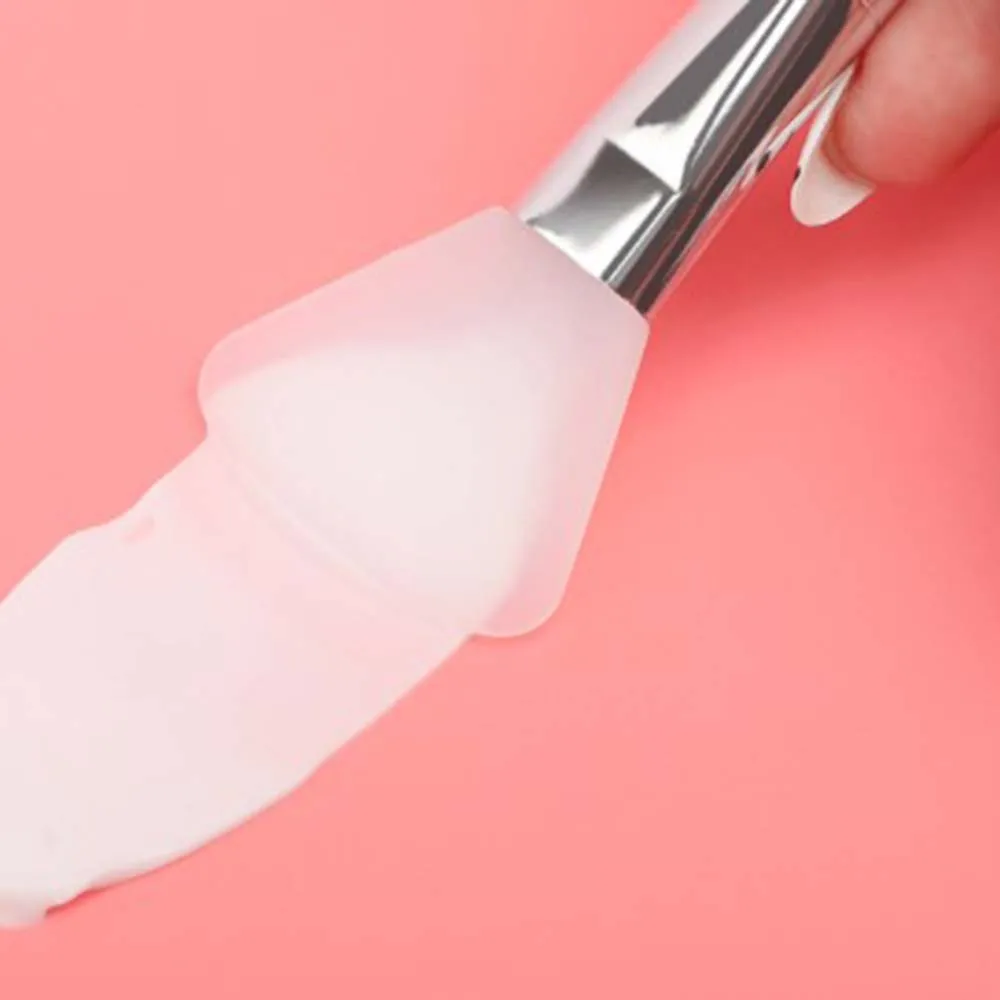 1pcs Professional Silicone Mask Brush DIY Home Salon Silicone Facial Mud Mixing Brush For Skin Care Reusable Cosmetic Tool
1pcs Professional Silicone Mask Brush DIY Home Salon Silicone Facial Mud Mixing Brush For Skin Care Reusable Cosmetic Tool