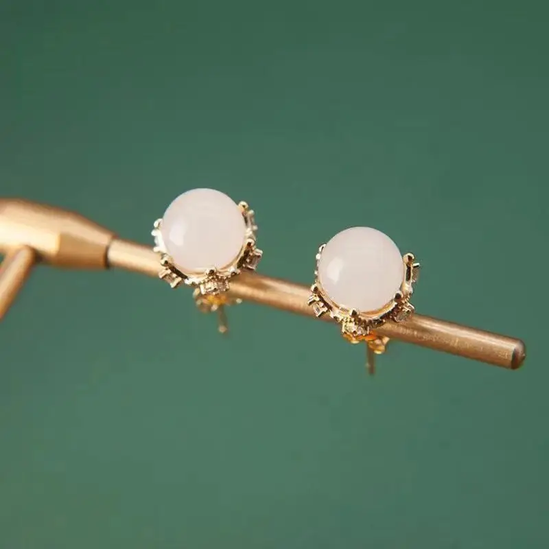 Hetian White Jade Zircon Ear Stud Earrings Female Natural S925 Sterling Silver Temperamental Chinese Ornament
Hetian White Jade Zircon Ear Stud Earrings Female Natural S925 Sterling Silver Temperamental Chinese Ornament