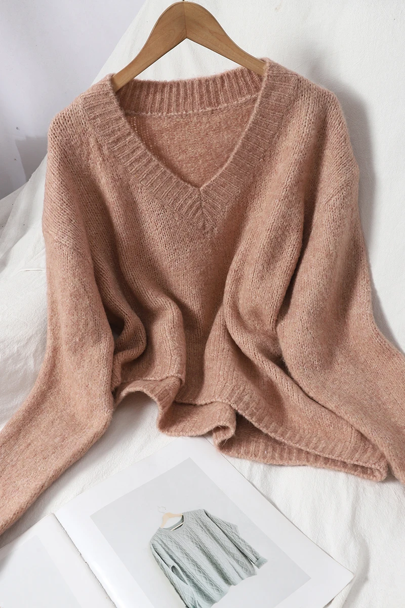 Irregular Pullover V-neck Sweater Winter Wear New Versatile Show Thin Solid Color Korean Knitted Top Women
Irregular Pullover V-neck Sweater Winter Wear New Versatile Show Thin Solid Color Korean Knitted Top Women