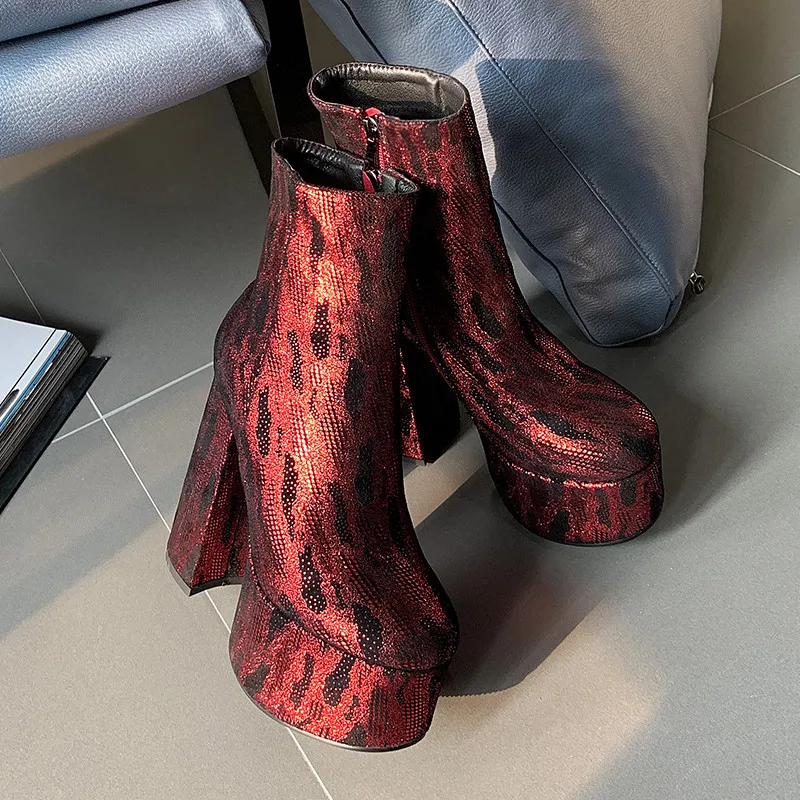 Fanyuan boots new arrival party Night Club Shoes women ankle boots round toe zip high heels platform boots woman big size 43
Fanyuan boots new arrival party Night Club Shoes women ankle boots round toe zip high heels platform boots woman big size 43